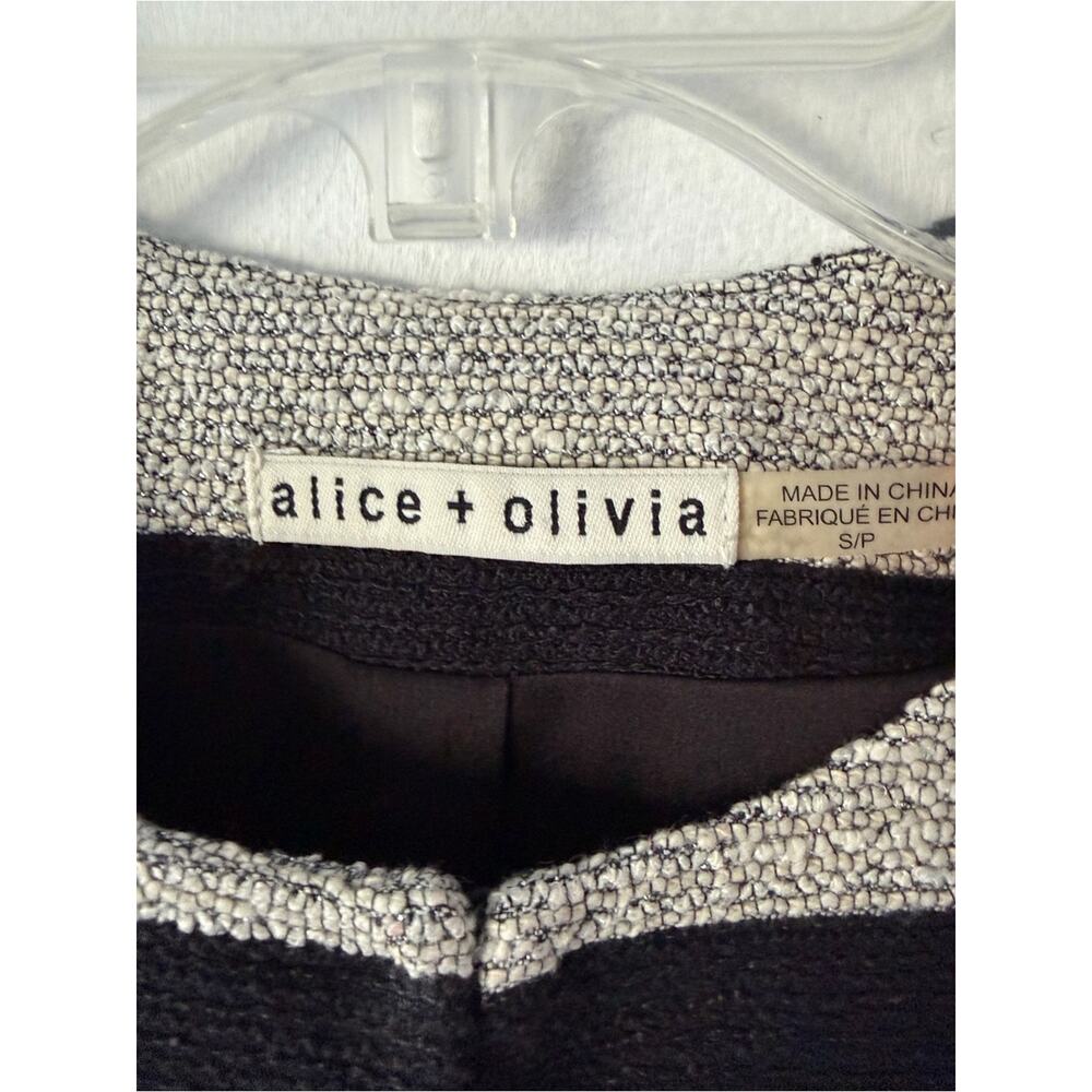 Alice + Olivia Textured Black Cream Silver Thread Horizontal Stripe Crop Jacket - Picture 9 of 10